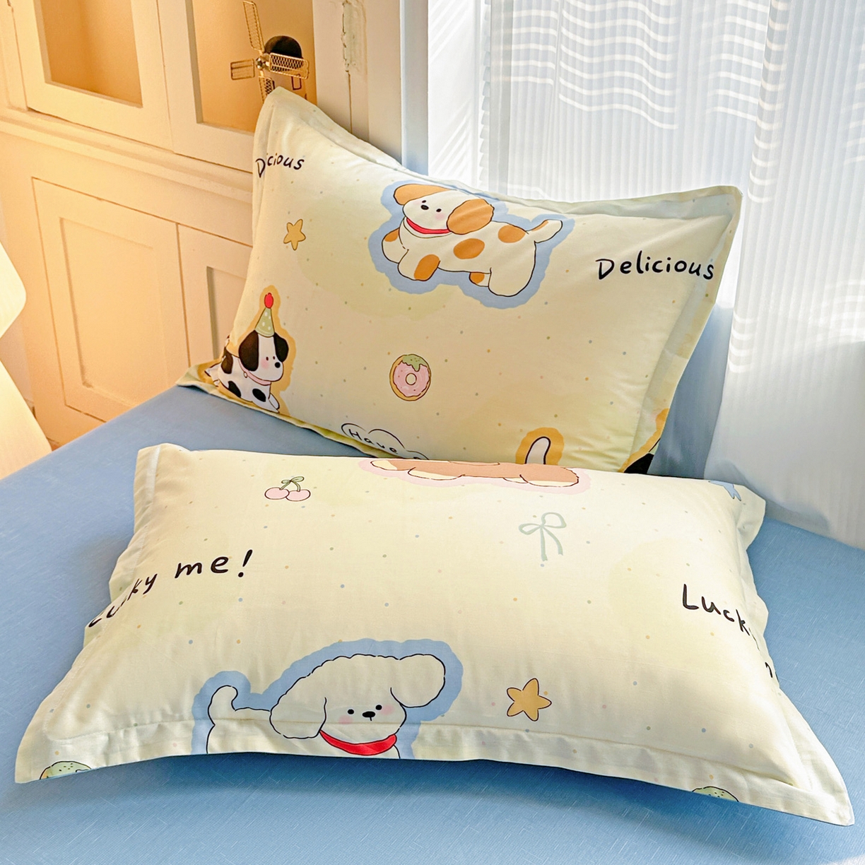 91家纺网 家纺一手货源 找家纺 春雨家居 2026新款全棉印花ins减龄可爱小清新单枕套 奶油羞羞狗