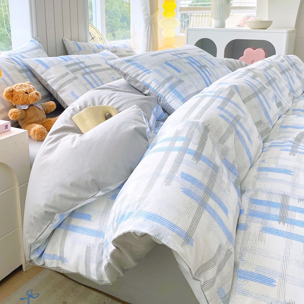 91家纺网 家纺一手货源 找家纺 小懒猪 2026新款全棉印花北欧风系列四件套 线影轻痕