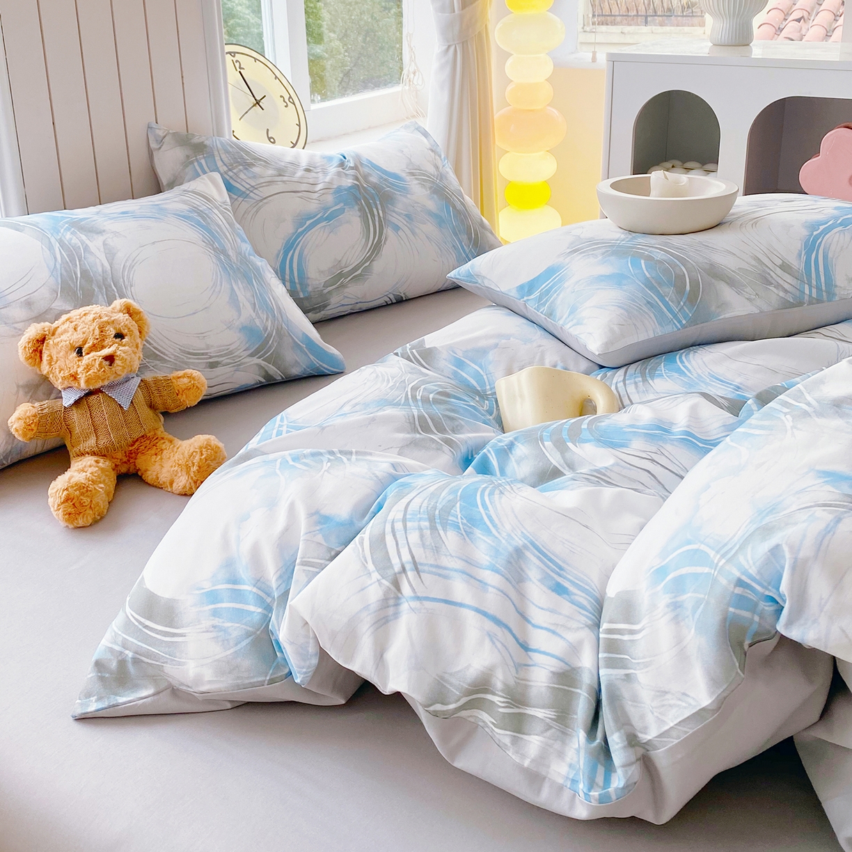 91家纺网 家纺一手货源 找家纺 小懒猪 2026新款全棉印花北欧风系列四件套 墨旋