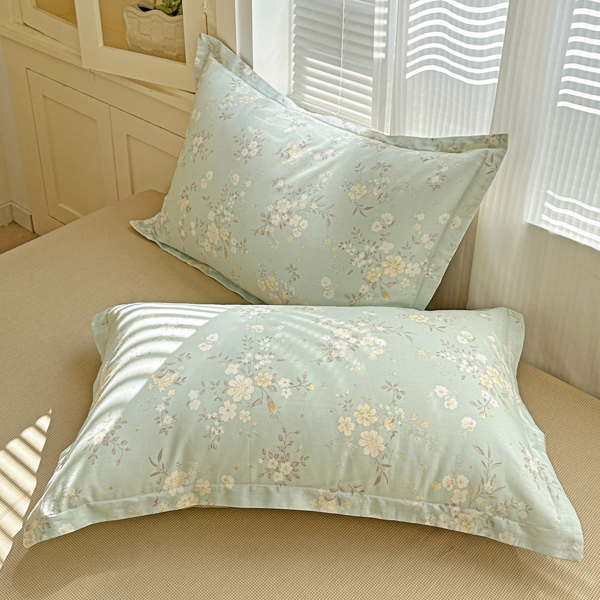 91家纺网 家纺一手货源 找家纺 春雨家居 2026新款全棉印花ins减龄可爱小清新单枕套 苏林-绿