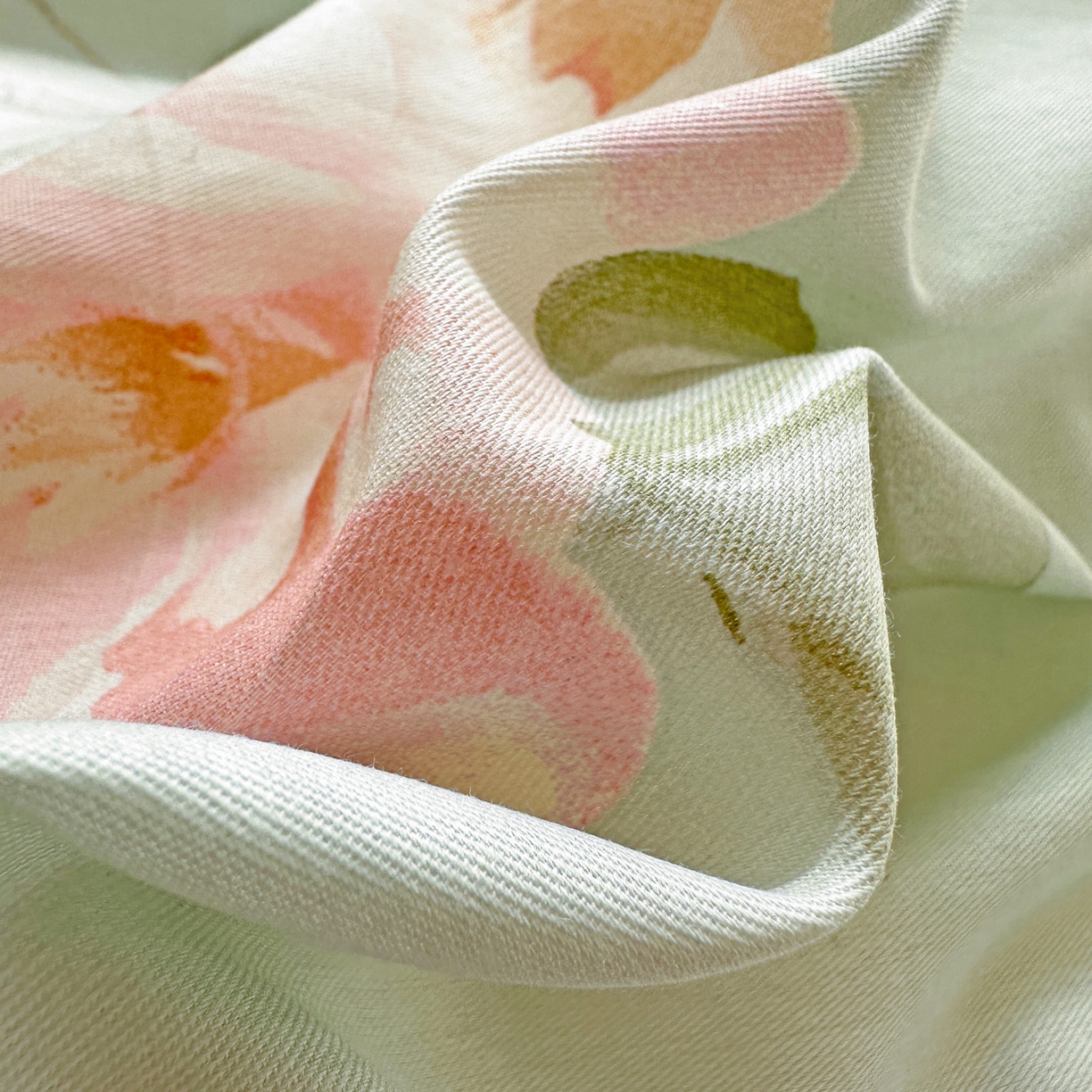 91家纺网 家纺一手货源 找家纺 春雨家居 2026新款全棉印花ins减龄可爱小清新单枕套 夏日花莳