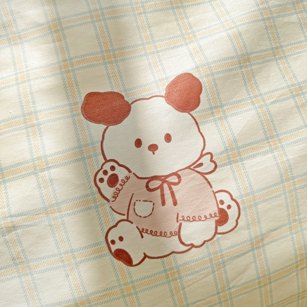 91家纺网 家纺一手货源 找家纺 春雨家居 2026新款全棉印花ins减龄可爱小清新单被套 格子布丁狗