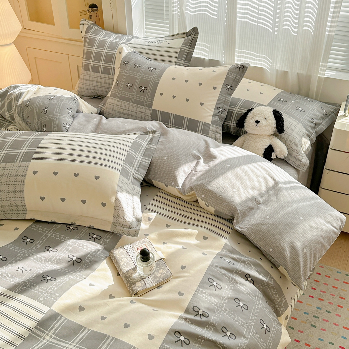 91家纺网 家纺一手货源 找家纺 春雨家居 2026新款全棉印花ins减龄可爱小清新单被套 韩系拼图