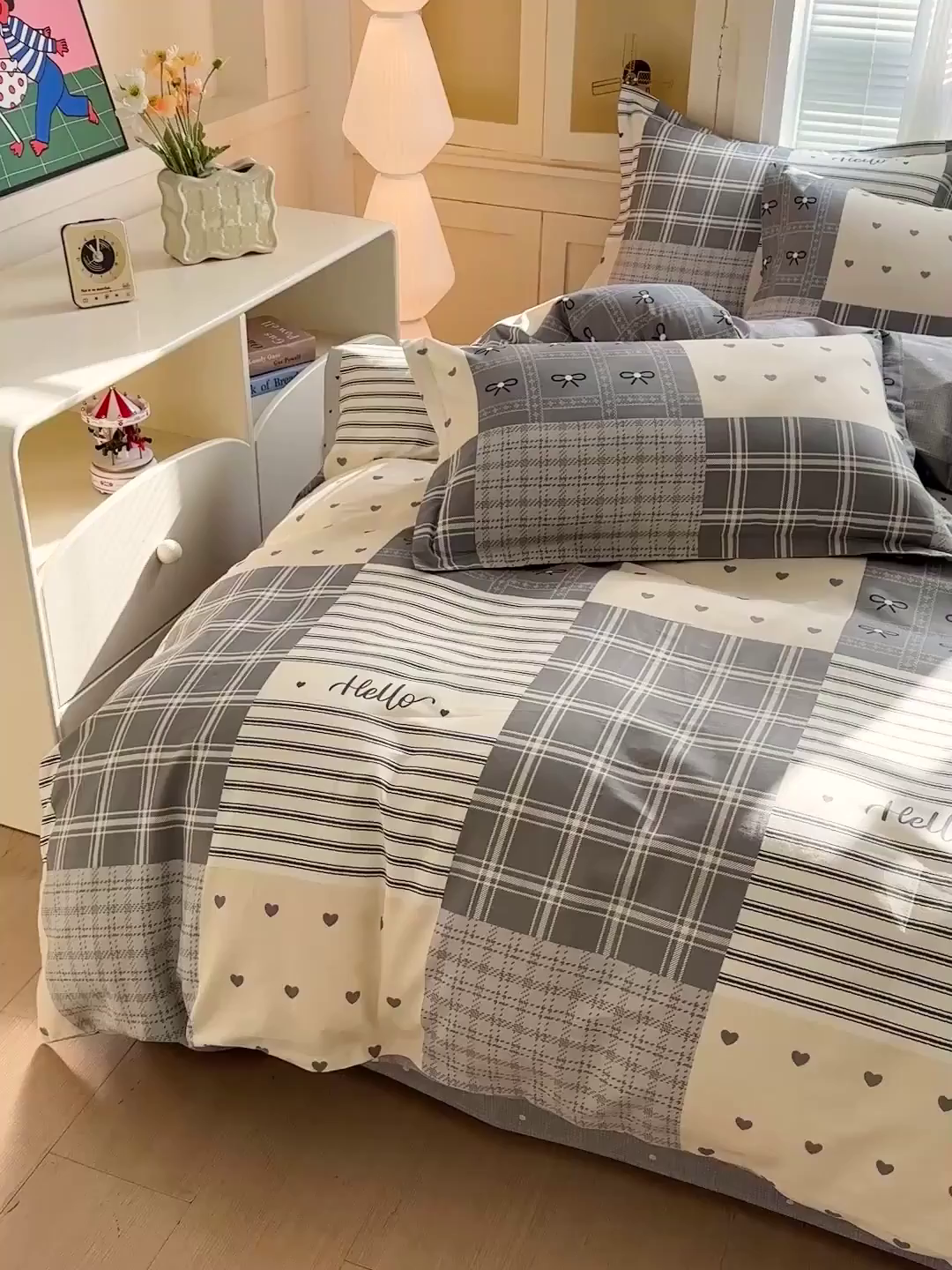 91家纺网 家纺一手货源 找家纺 春雨家居 2026新款全棉印花ins减龄可爱小清新单被套 韩系拼图