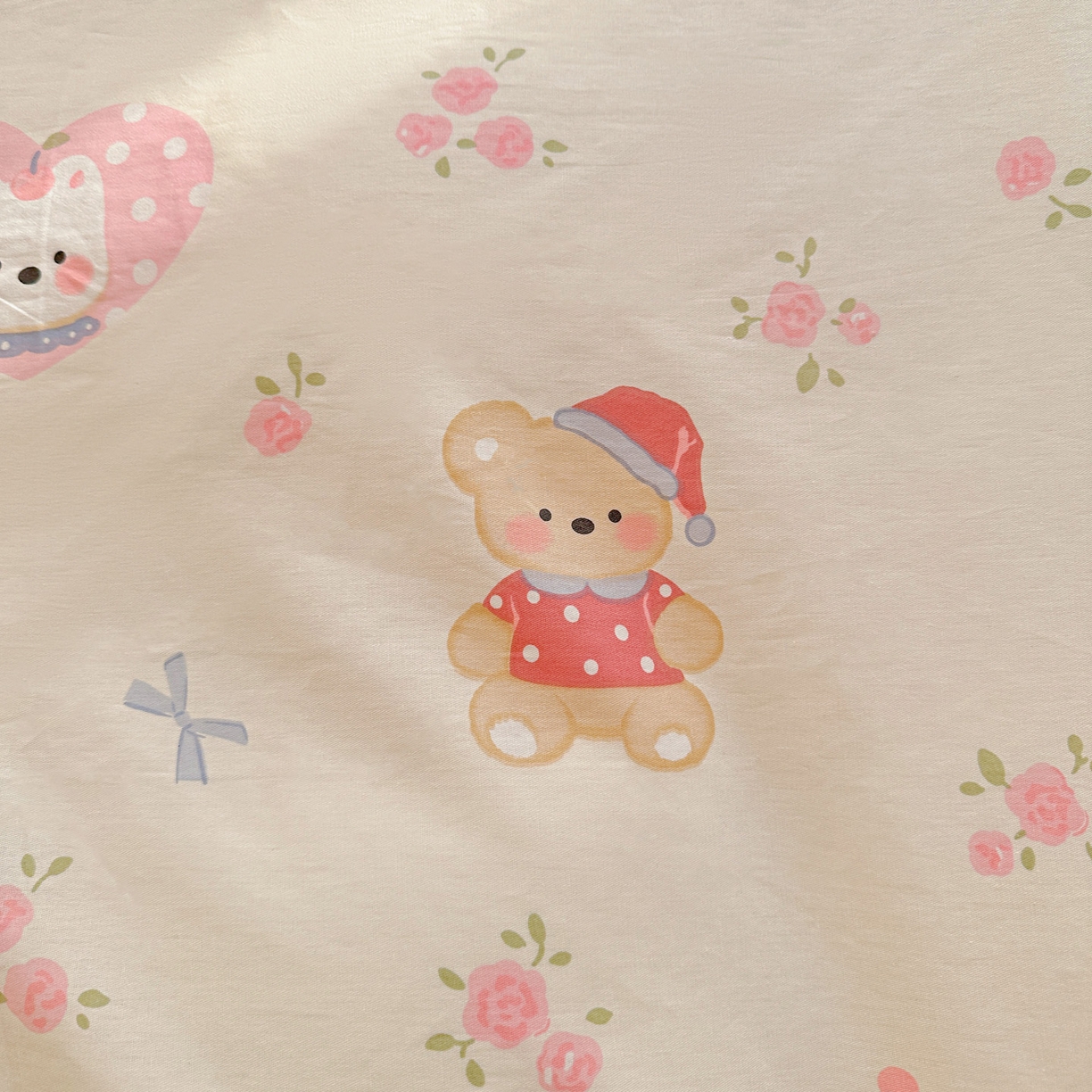 91家纺网 家纺一手货源 找家纺 春雨家居 2026新款全棉印花ins减龄可爱小清新单枕套 心动庄园