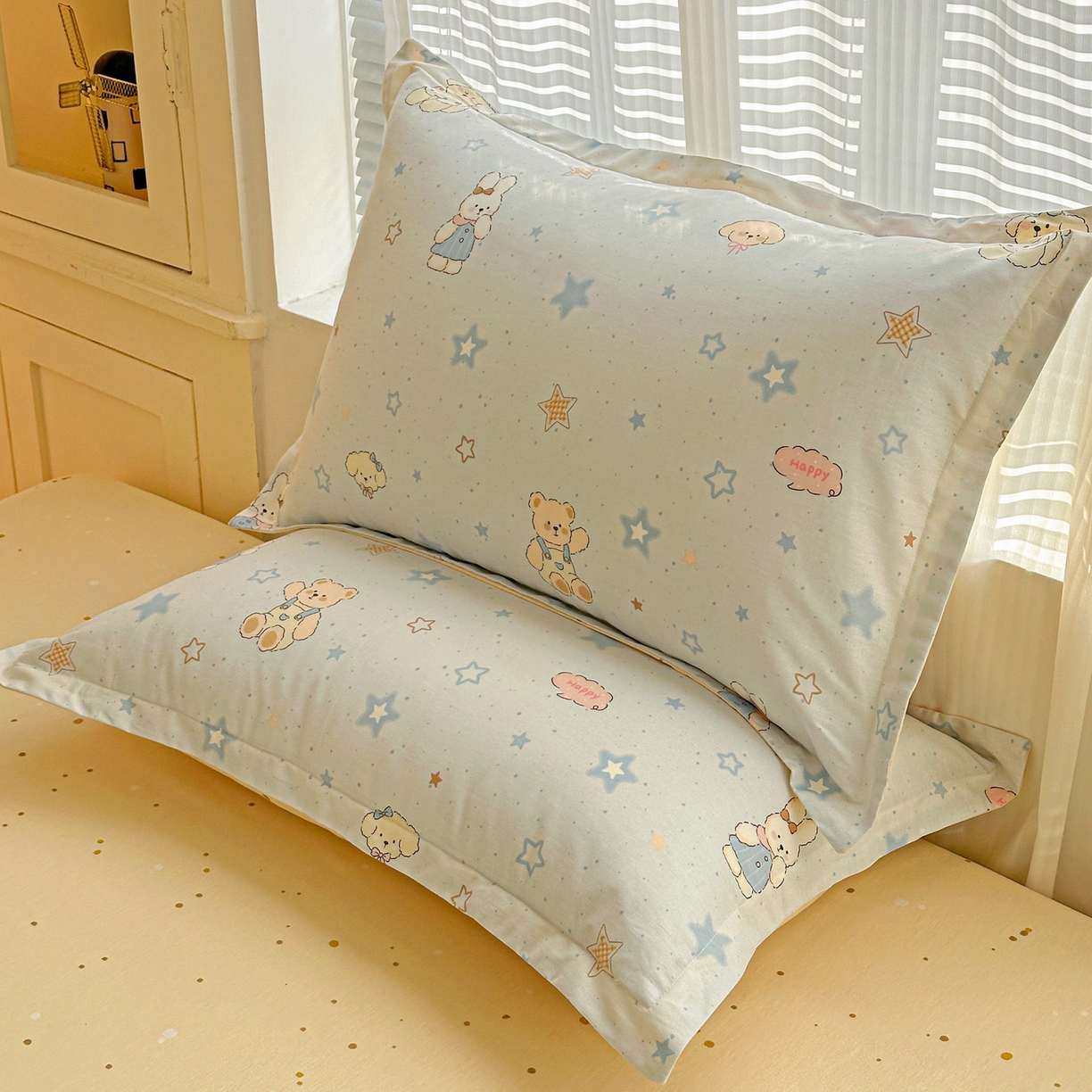 91家纺网 家纺一手货源 找家纺 春雨家居 2026新款全棉印花ins减龄可爱小清新单枕套 星星童话园-兰