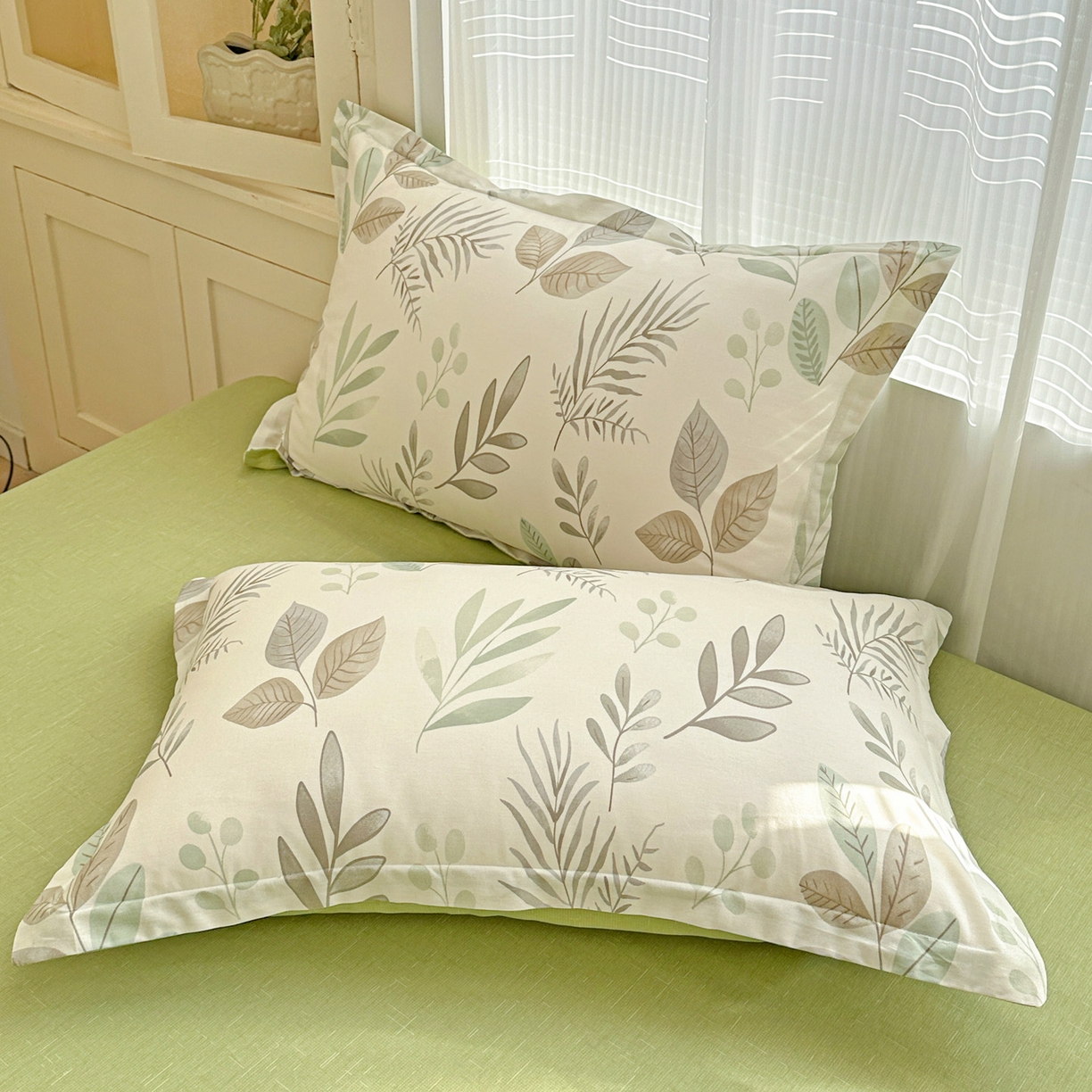 91家纺网 家纺一手货源 找家纺 春雨家居 2026新款全棉印花ins减龄可爱小清新单枕套 叶语轻喃-绿