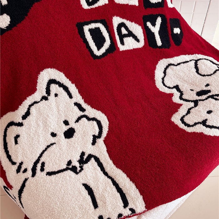 91家纺网 家纺一手货源 找家纺 琪格格纺织 2026新款原创加厚半边绒毛毯系列 小狗日记-红