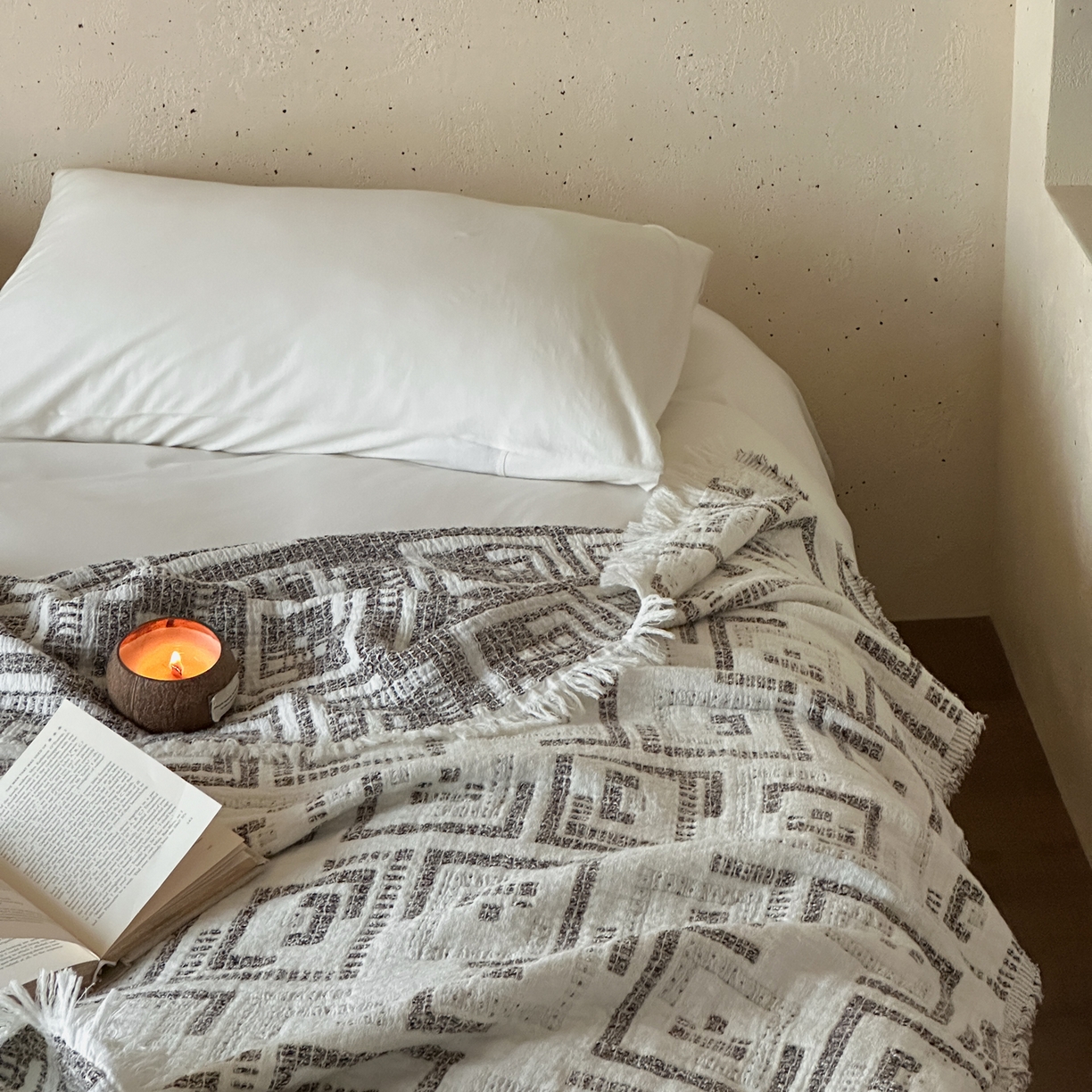 91家纺网 家纺一手货源 找家纺 （总）例外 2026新款粗花妮欧美风布拉格毛毯毯子