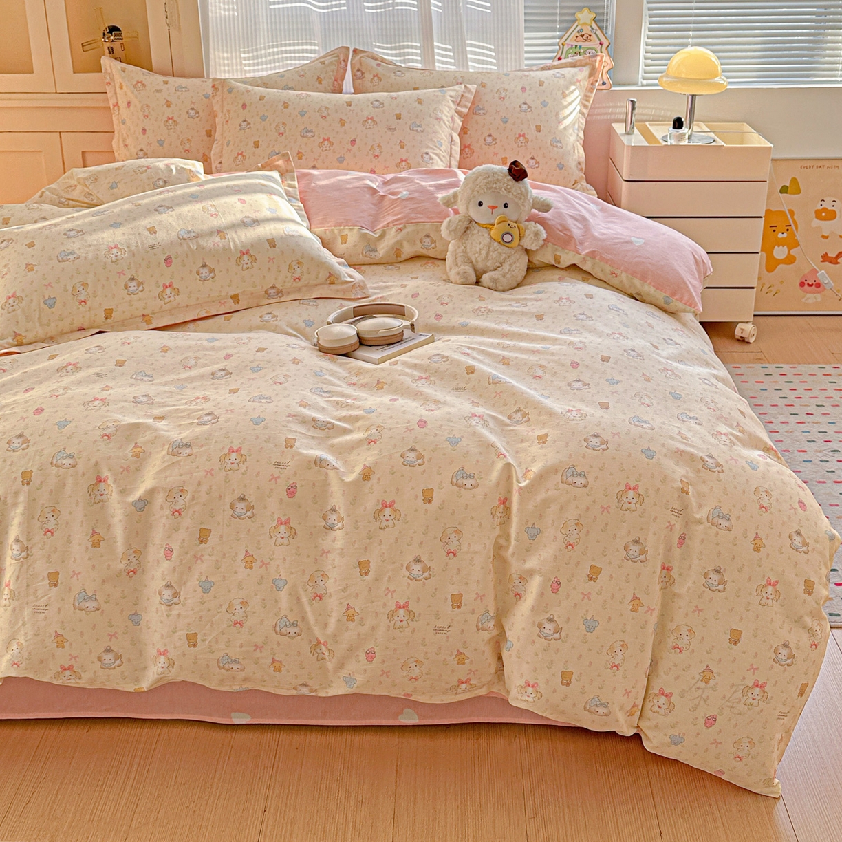 91家纺网 家纺一手货源 找家纺 春雨家居 2026新款全棉印花ins减龄可爱小清新单被套 萌趣汪汪