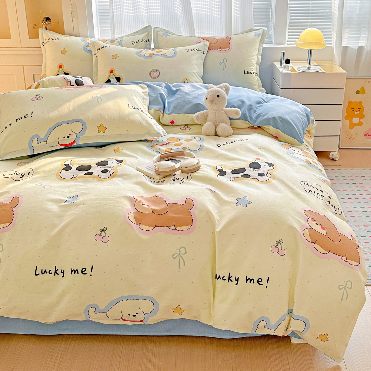 91家纺网 家纺一手货源 找家纺 春雨家居 2026新款全棉印花ins减龄可爱小清新单被套 奶油羞羞狗