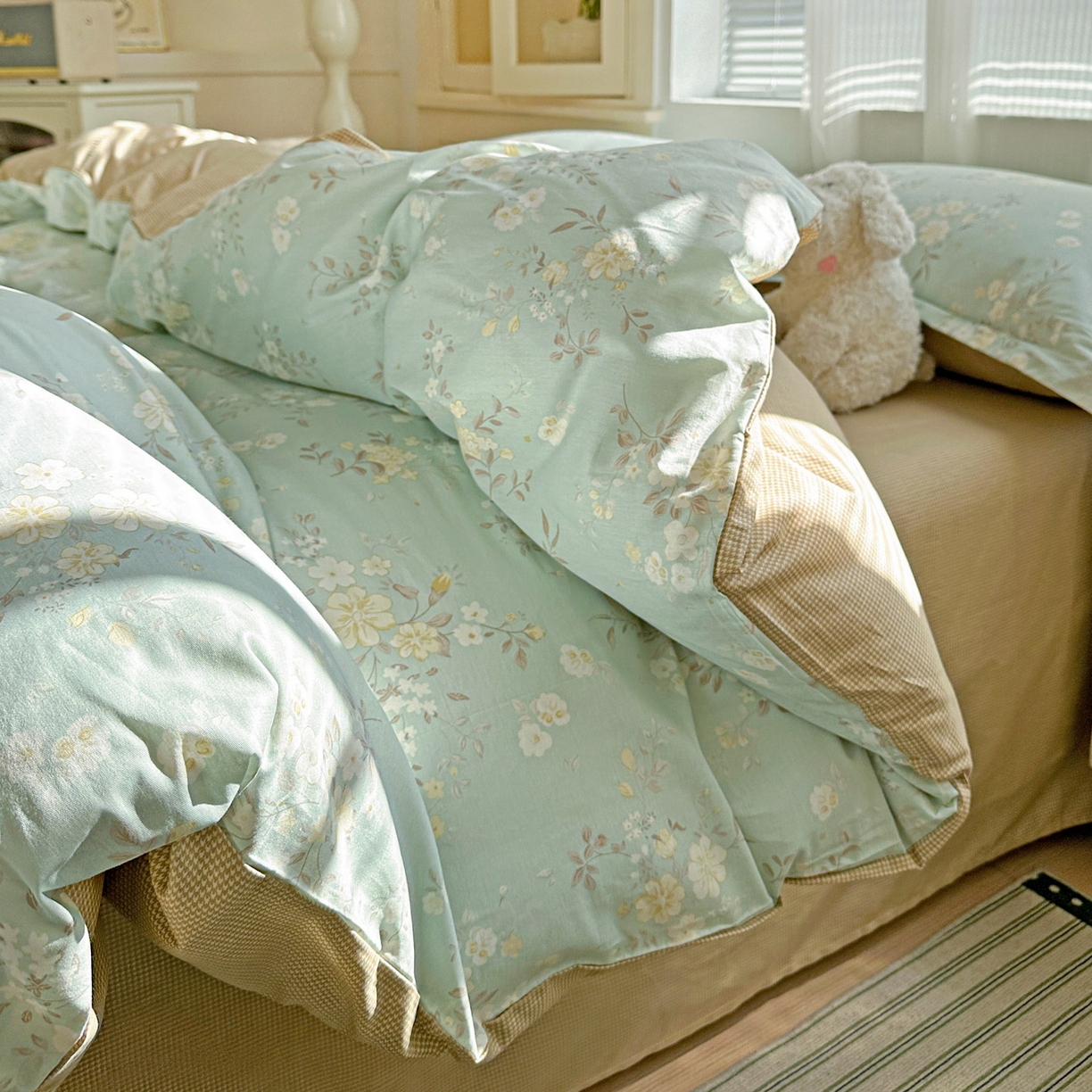 91家纺网 家纺一手货源 找家纺 春雨家居 2026新款全棉印花ins减龄可爱小清新单被套 苏林-绿