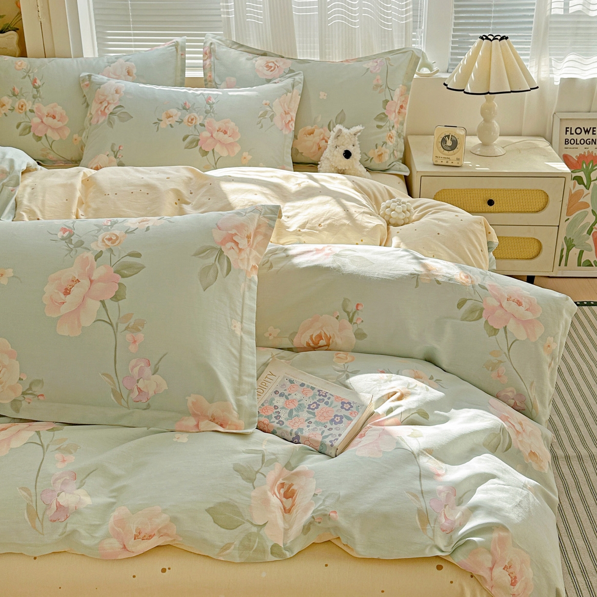 91家纺网 家纺一手货源 找家纺 春雨家居 2026新款全棉印花ins减龄可爱小清新单被套 夏日花莳