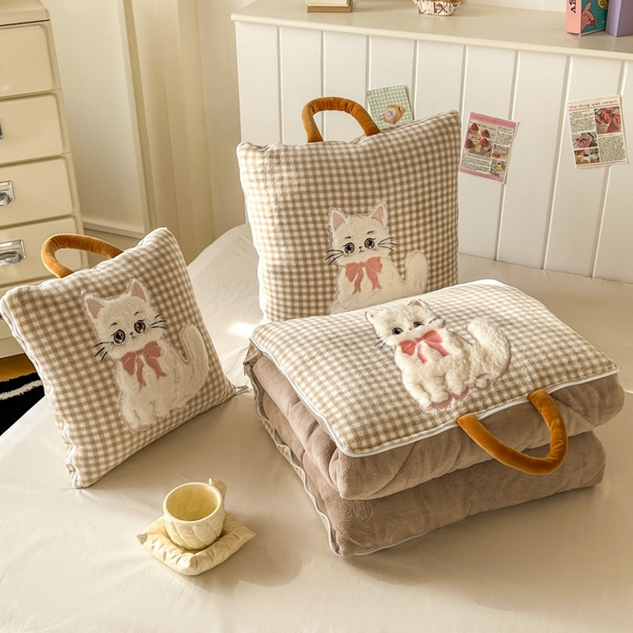 91家纺网 家纺一手货源 找家纺 （总）番茄+ 2025新款牛奶绒哈基米抱枕被