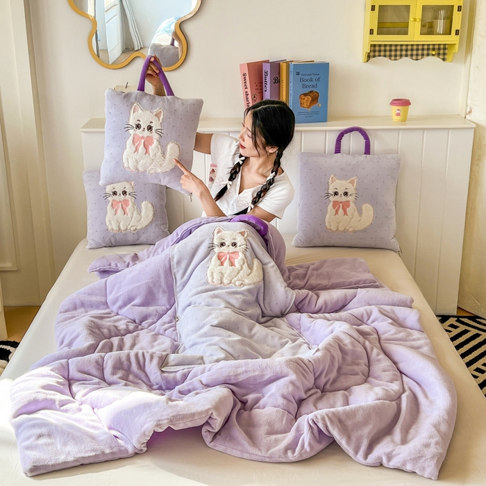 91家纺网 家纺一手货源 找家纺 番茄+ 2025新款牛奶绒哈基米抱枕被 哈基米-波点紫