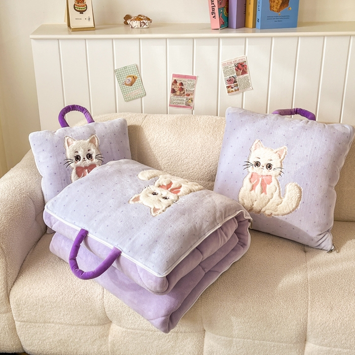 91家纺网 家纺一手货源 找家纺 番茄+ 2025新款牛奶绒哈基米抱枕被 哈基米-波点紫