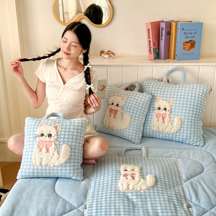 91家纺网 家纺一手货源 找家纺 番茄+ 2025新款牛奶绒哈基米抱枕被 哈基米-格蓝