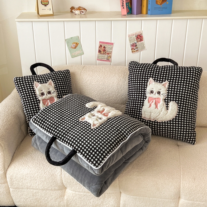 91家纺网 家纺一手货源 找家纺 番茄+ 2025新款牛奶绒哈基米抱枕被 哈基米-格黑