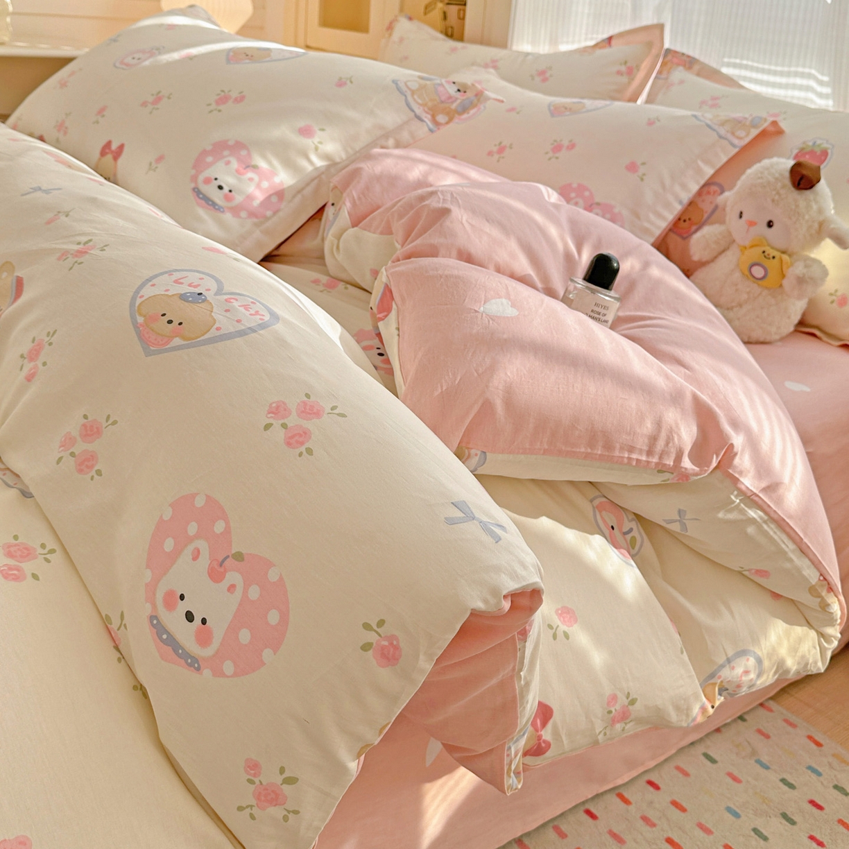 91家纺网 家纺一手货源 找家纺 春雨家居 2026新款全棉印花ins减龄可爱小清新单被套 心动庄园