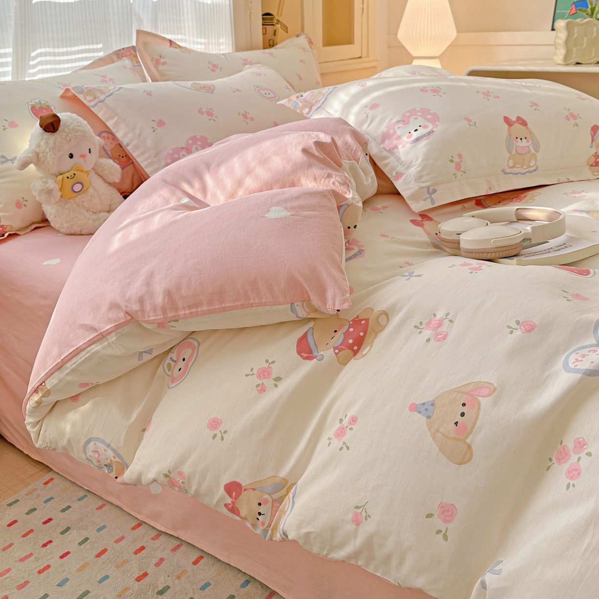 91家纺网 家纺一手货源 找家纺 春雨家居 2026新款全棉印花ins减龄可爱小清新单被套 心动庄园