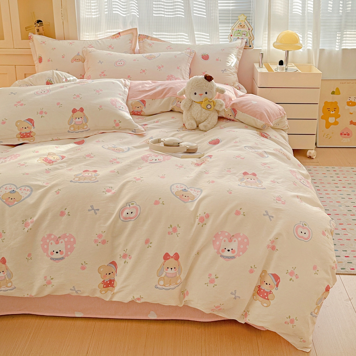 91家纺网 家纺一手货源 找家纺 春雨家居 2026新款全棉印花ins减龄可爱小清新单被套 心动庄园