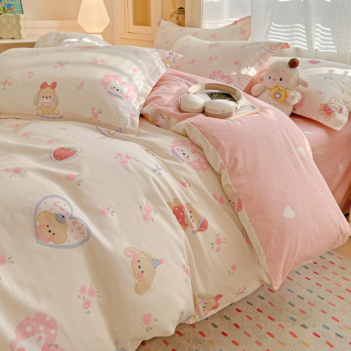 91家纺网 家纺一手货源 找家纺 春雨家居 2026新款全棉印花ins减龄可爱小清新单被套 心动庄园