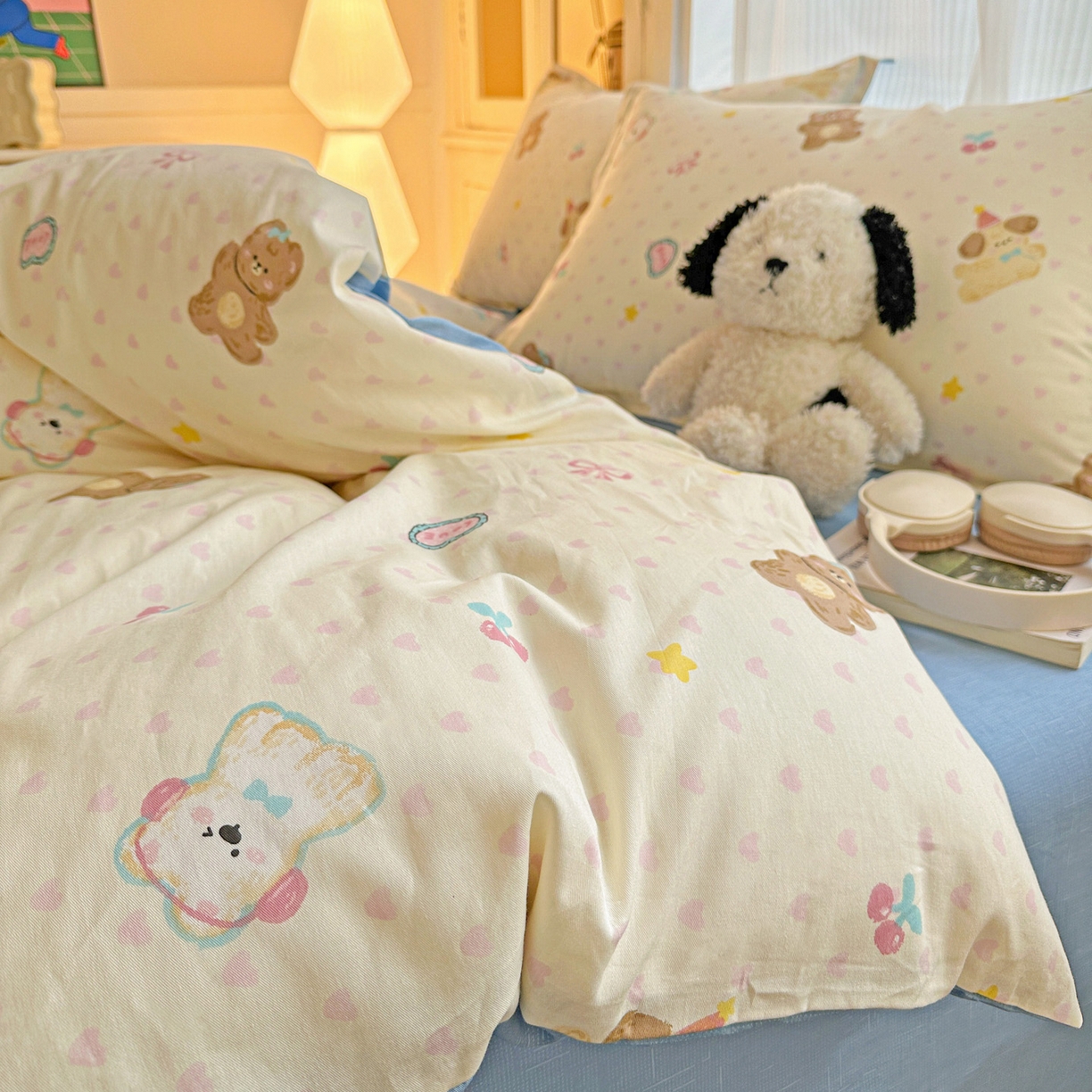 91家纺网 家纺一手货源 找家纺 春雨家居 2026新款全棉印花ins减龄可爱小清新单被套 芋泥小狗