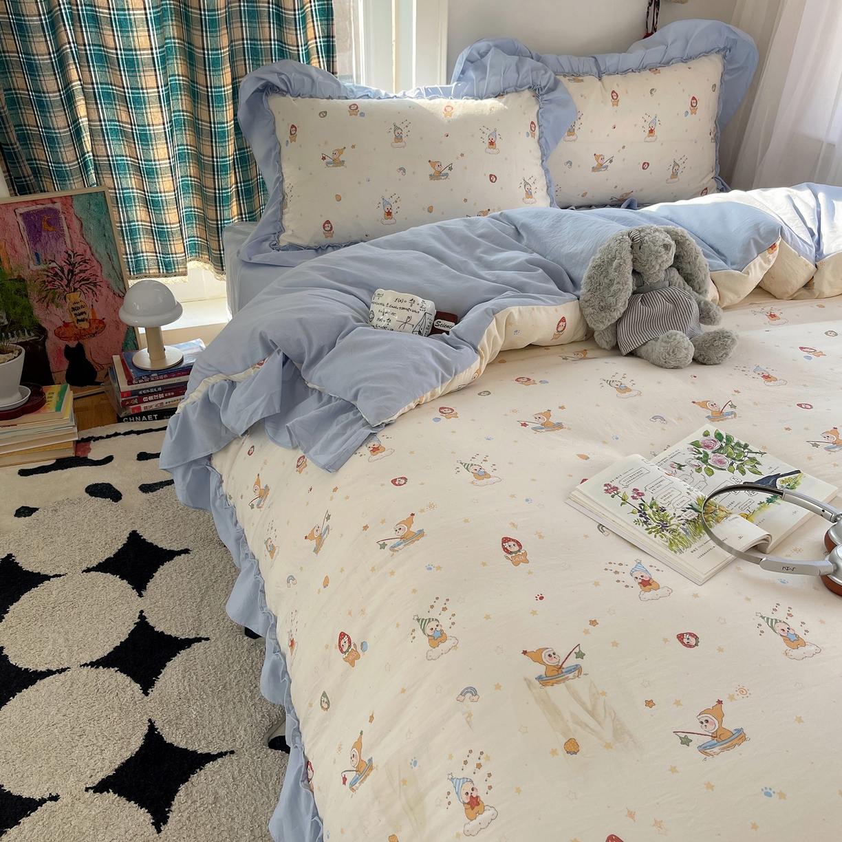 91家纺网 家纺一手货源 找家纺 凯洛奇 2026新款A类仿棉四件套古法水洗棉法式工艺花边套件（提供买家秀） 精灵女孩