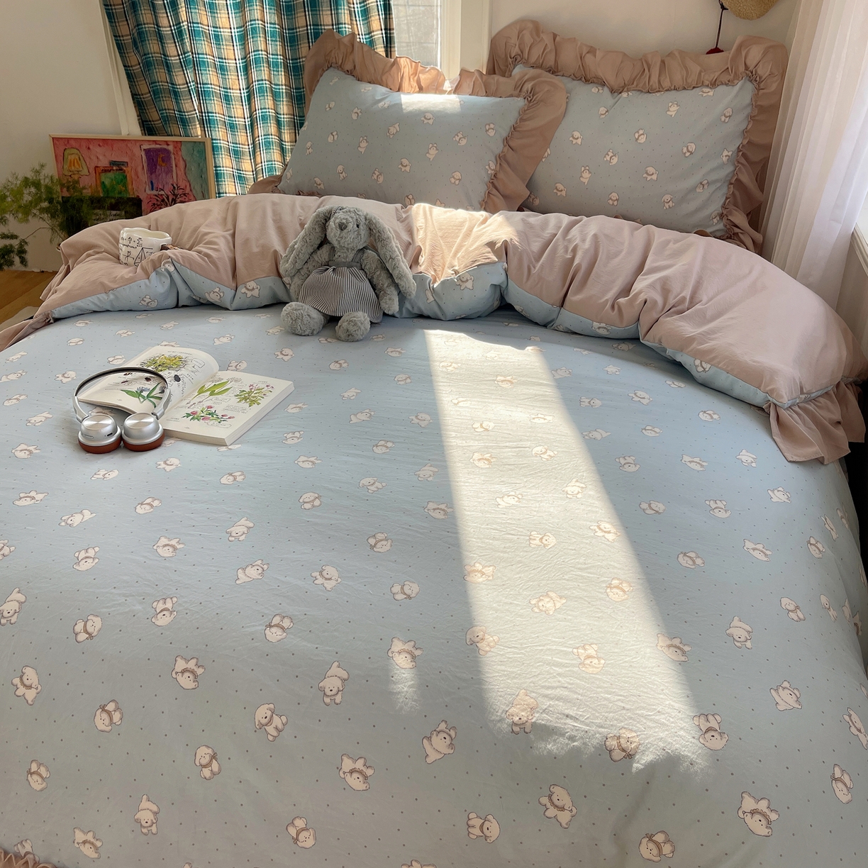 91家纺网 家纺一手货源 找家纺 凯洛奇 2026新款A类仿棉四件套古法水洗棉法式工艺花边套件（提供买家秀） 可爱小白