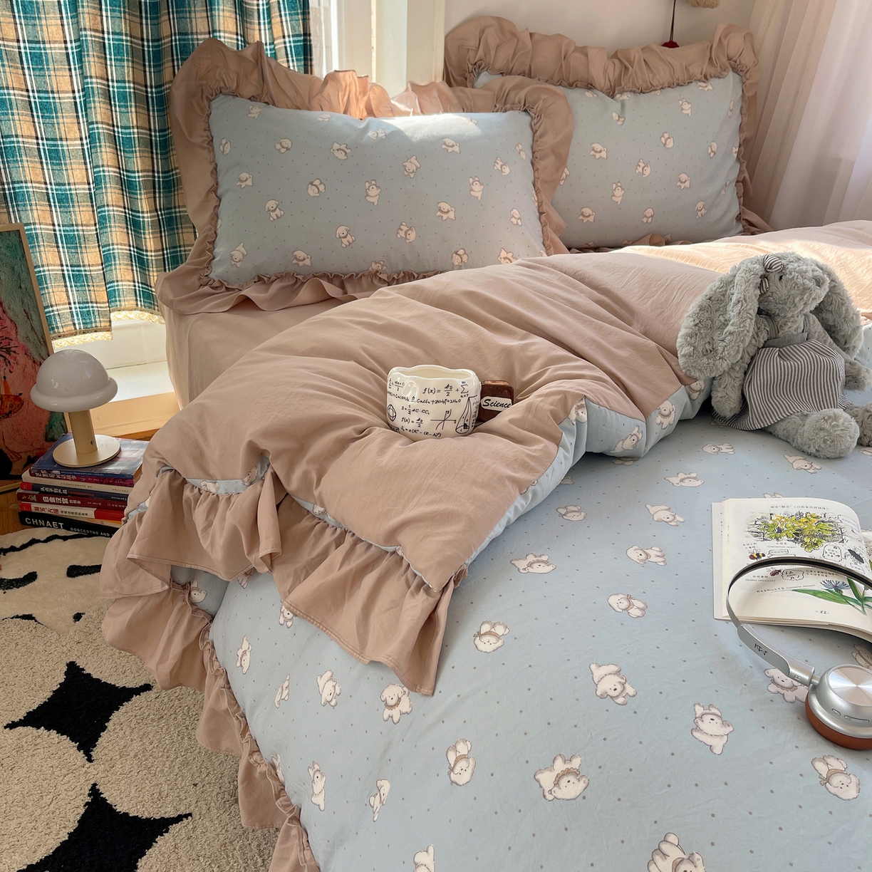 91家纺网 家纺一手货源 找家纺 凯洛奇 2026新款A类仿棉四件套古法水洗棉法式工艺花边套件（提供买家秀） 可爱小白