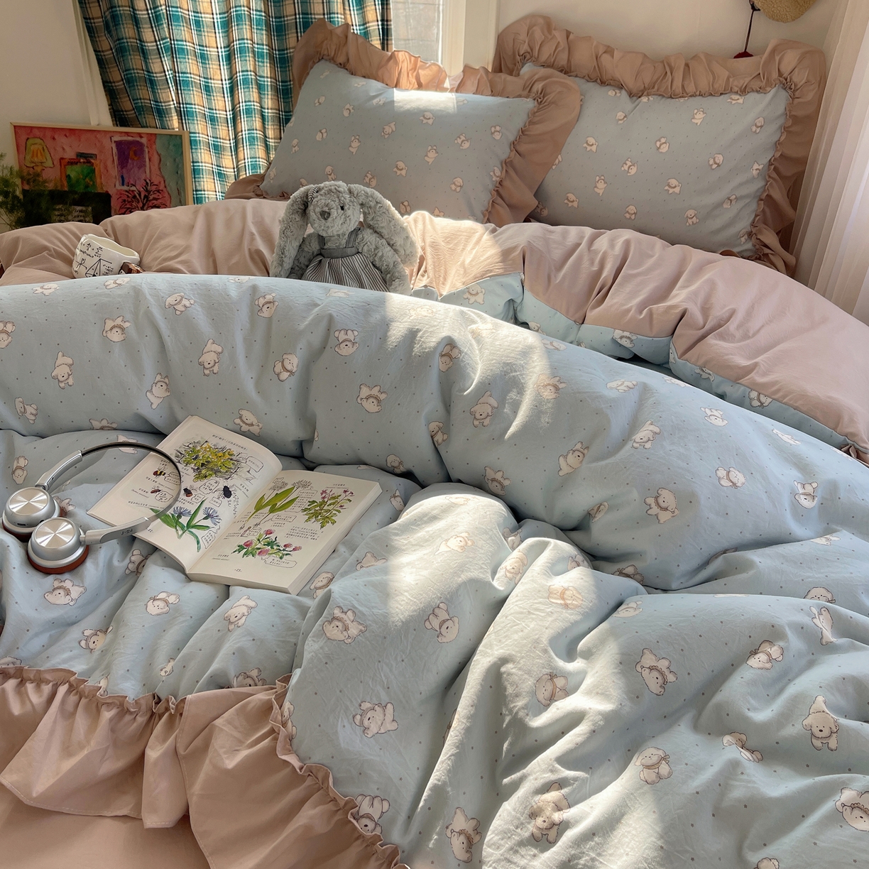 91家纺网 家纺一手货源 找家纺 凯洛奇 2026新款A类仿棉四件套古法水洗棉法式工艺花边套件（提供买家秀） 可爱小白