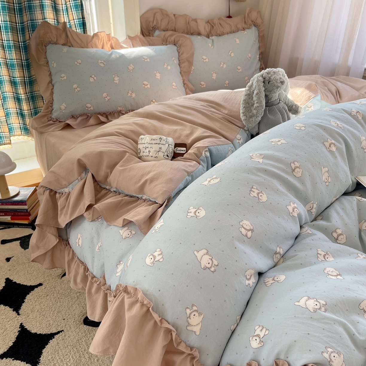 91家纺网 家纺一手货源 找家纺 凯洛奇 2026新款A类仿棉四件套古法水洗棉法式工艺花边套件（提供买家秀） 可爱小白