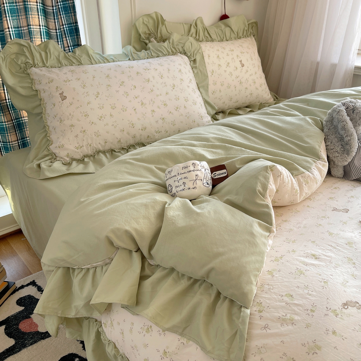 91家纺网 家纺一手货源 找家纺 凯洛奇 2026新款A类仿棉四件套古法水洗棉法式工艺花边套件（提供买家秀） 林间小兔