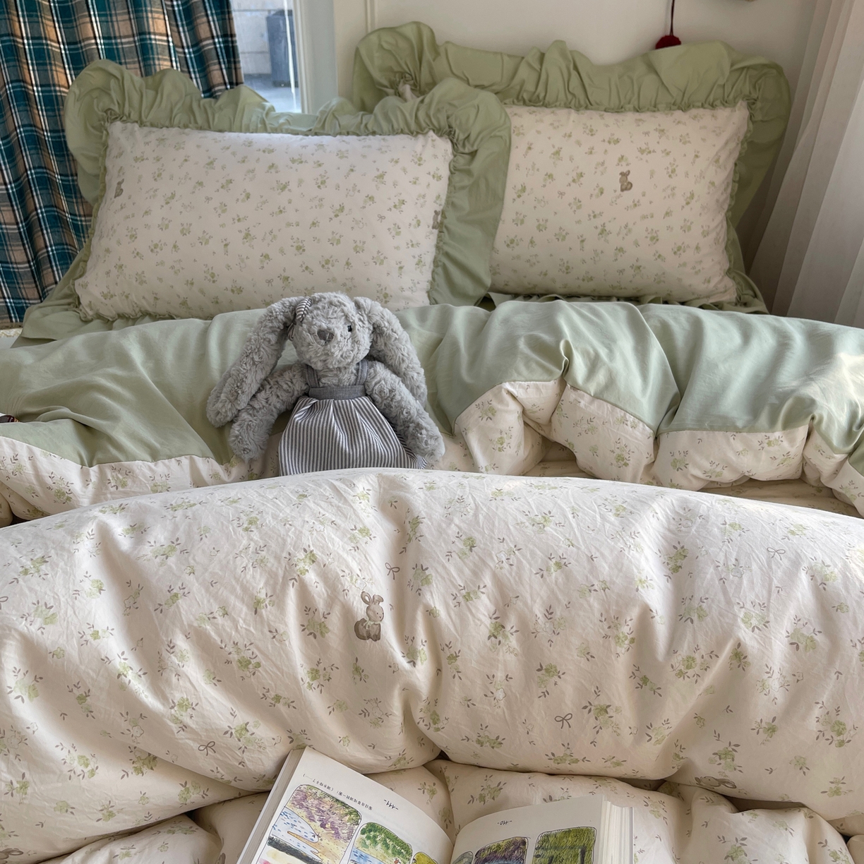 91家纺网 家纺一手货源 找家纺 凯洛奇 2026新款A类仿棉四件套古法水洗棉法式工艺花边套件（提供买家秀） 林间小兔