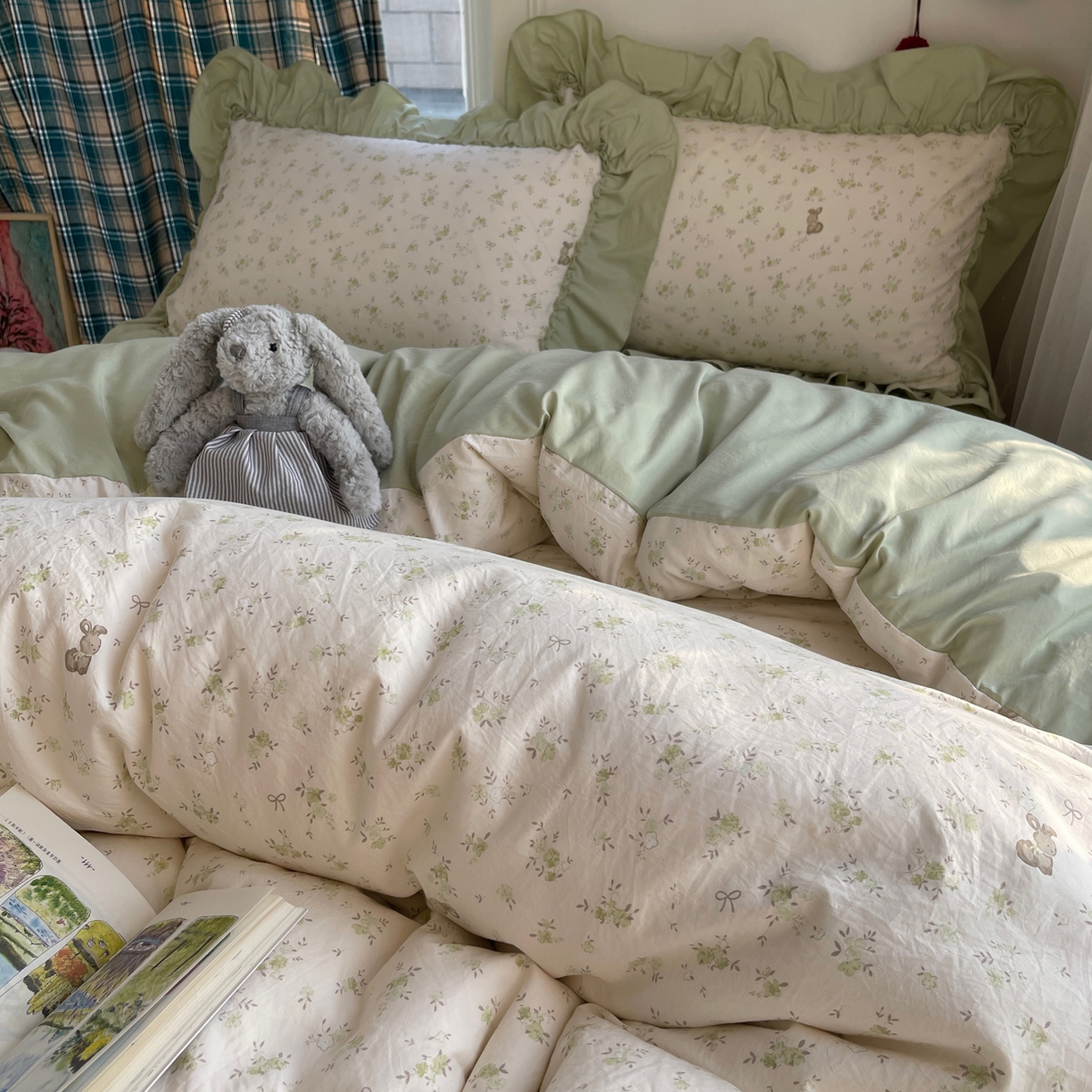 91家纺网 家纺一手货源 找家纺 凯洛奇 2026新款A类仿棉四件套古法水洗棉法式工艺花边套件（提供买家秀） 林间小兔