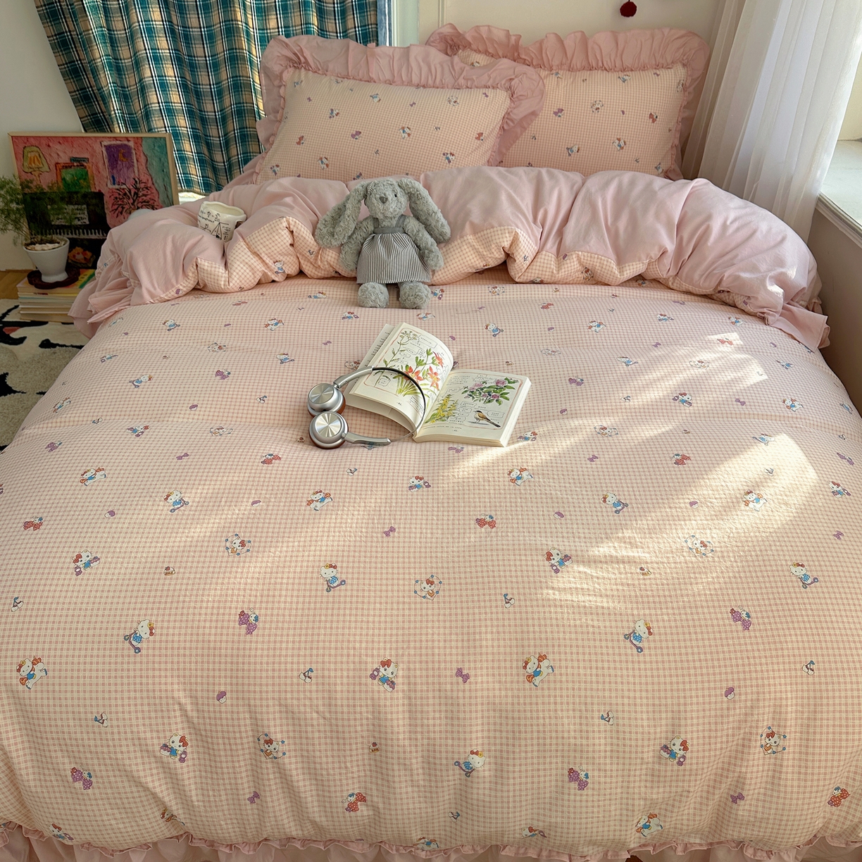 91家纺网 家纺一手货源 找家纺 凯洛奇 2026新款A类仿棉四件套古法水洗棉法式工艺花边套件（提供买家秀） 萌萌小猫