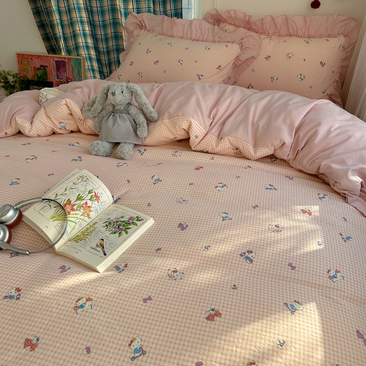 91家纺网 家纺一手货源 找家纺 凯洛奇 2026新款A类仿棉四件套古法水洗棉法式工艺花边套件（提供买家秀） 萌萌小猫