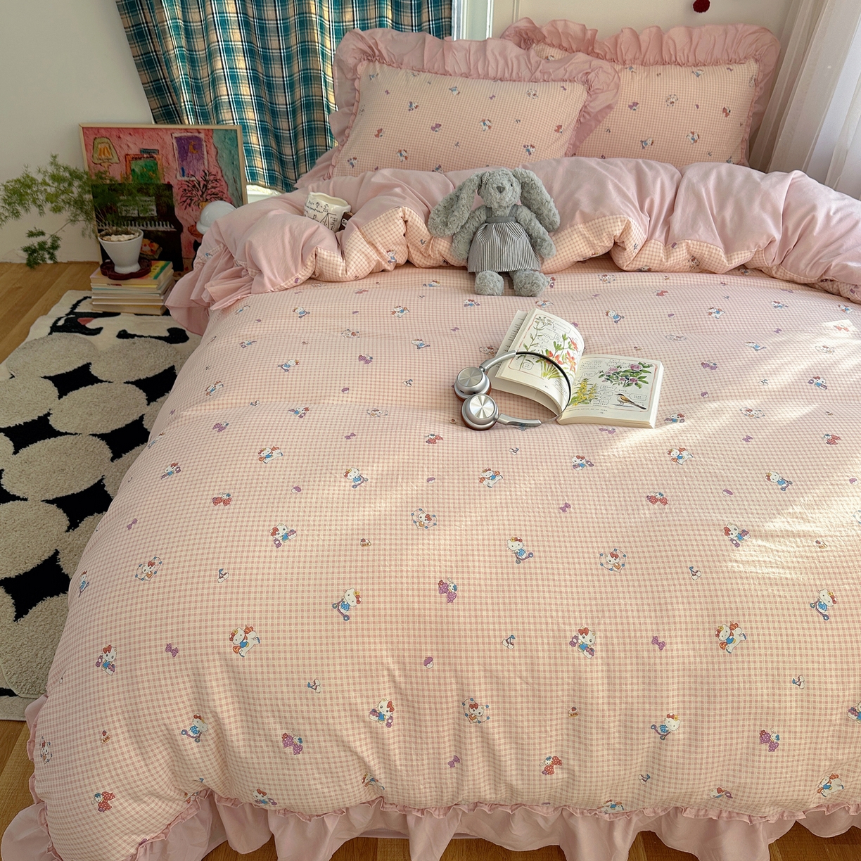 91家纺网 家纺一手货源 找家纺 凯洛奇 2026新款A类仿棉四件套古法水洗棉法式工艺花边套件（提供买家秀） 萌萌小猫