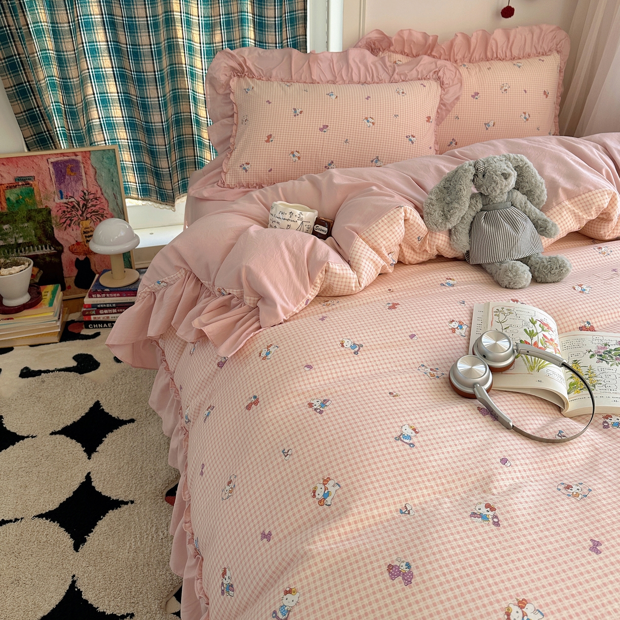 91家纺网 家纺一手货源 找家纺 凯洛奇 2026新款A类仿棉四件套古法水洗棉法式工艺花边套件（提供买家秀） 萌萌小猫