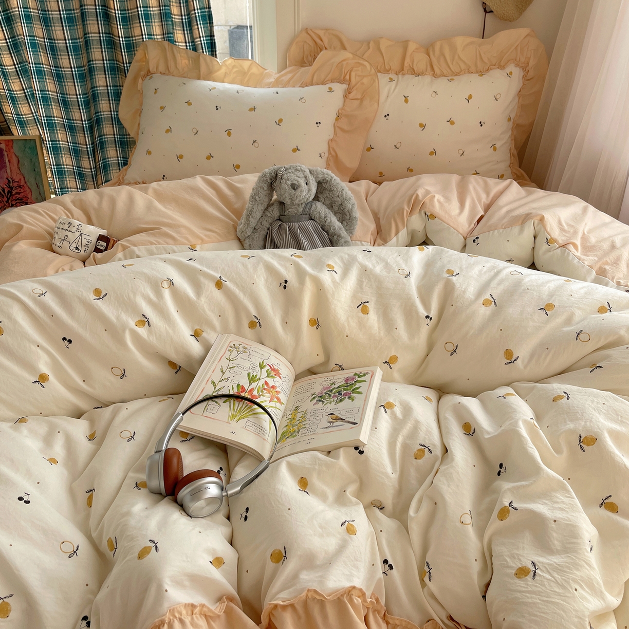 91家纺网 家纺一手货源 找家纺 凯洛奇 2026新款A类仿棉四件套古法水洗棉法式工艺花边套件（提供买家秀） 硕果盈盈