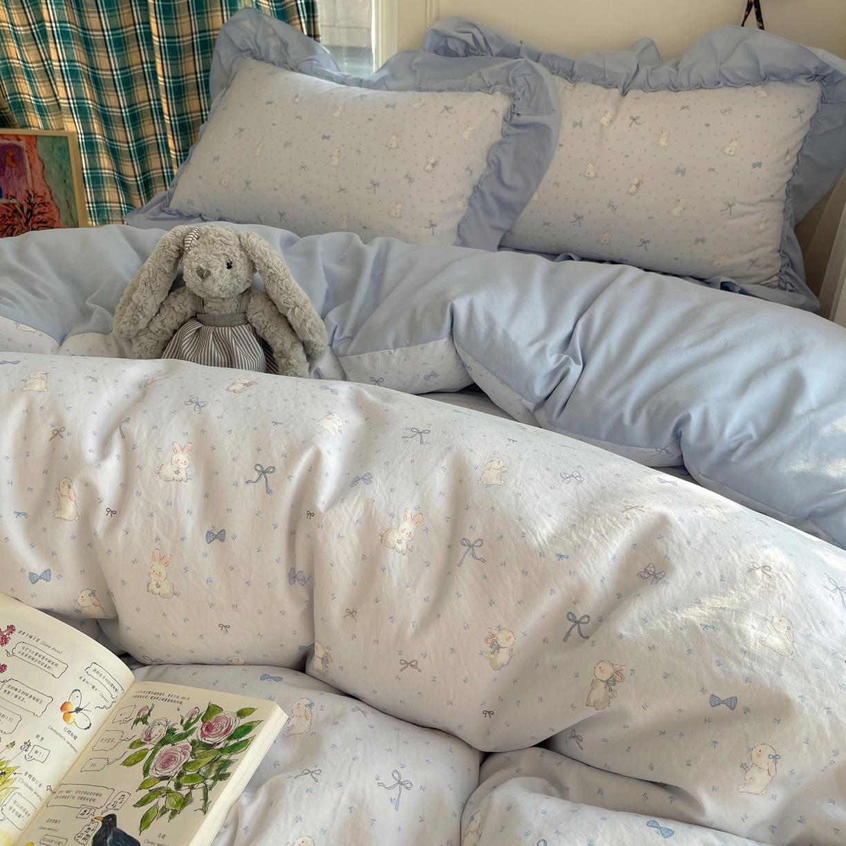 91家纺网 家纺一手货源 找家纺 凯洛奇 2026新款A类仿棉四件套古法水洗棉法式工艺花边套件（提供买家秀） 心动蓝海