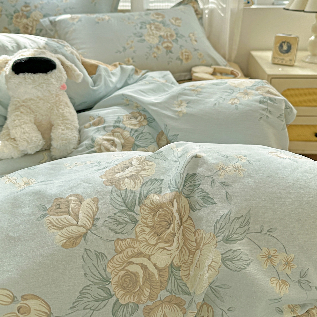 91家纺网 家纺一手货源 找家纺 （总）春雨家居 2026新款全棉纯棉花ins减龄可爱小清新四件套（提供买家秀、质检报告、有预留缩水））