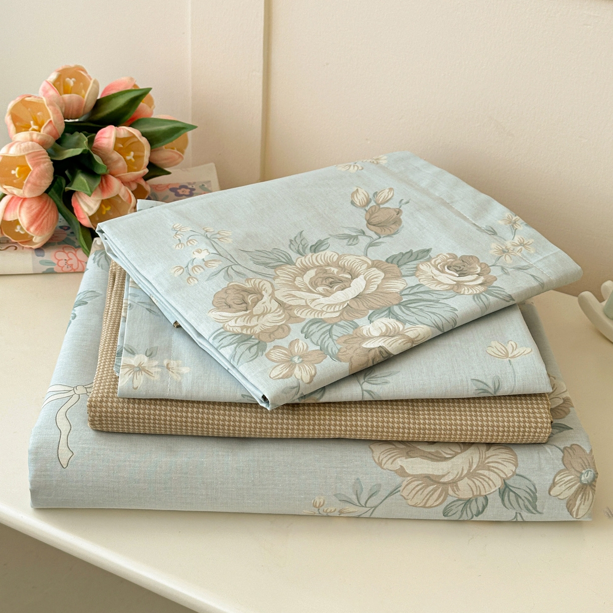 91家纺网 家纺一手货源 找家纺 （总）春雨家居 2026新款全棉纯棉花ins减龄可爱小清新四件套（提供买家秀、质检报告、有预留缩水））