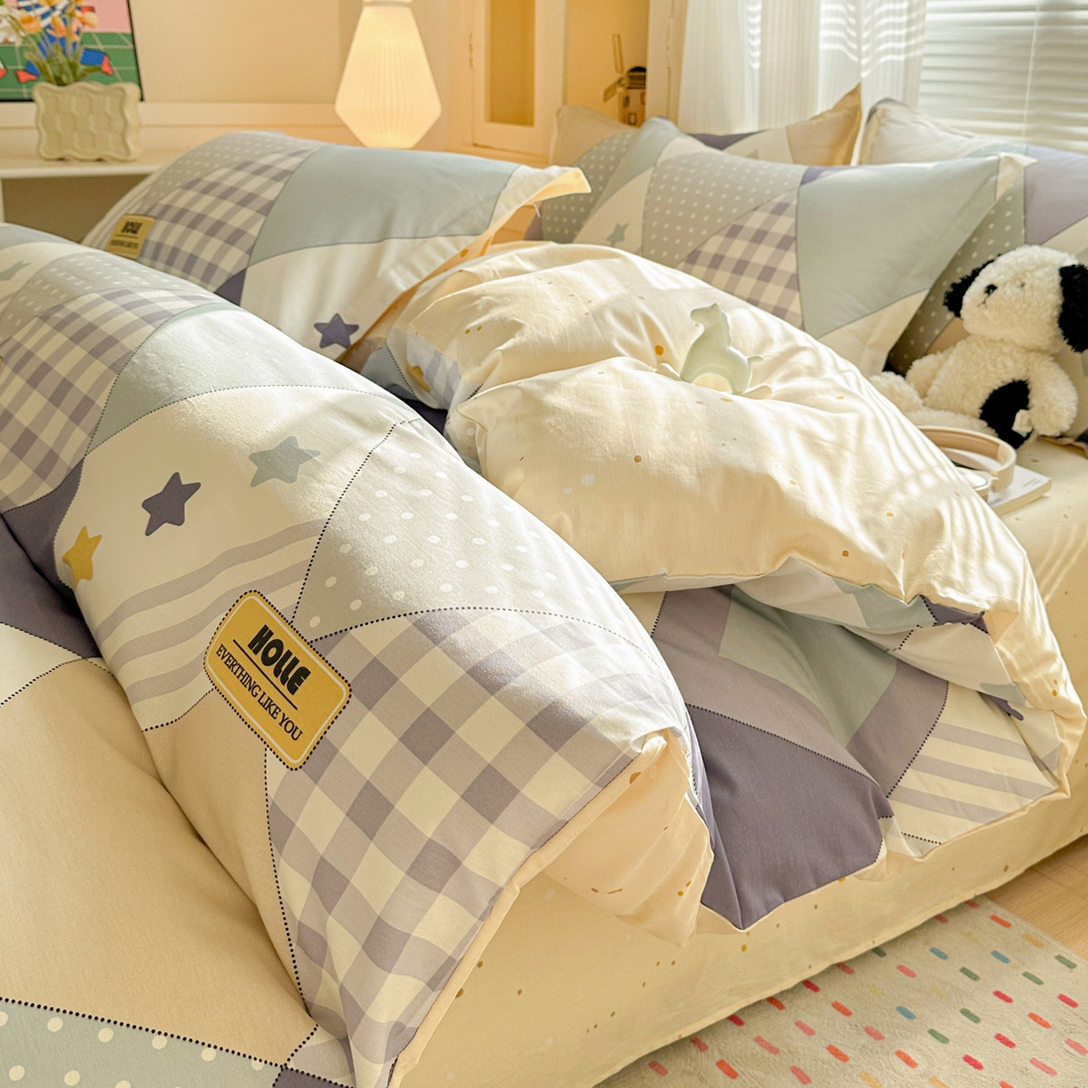 91家纺网 家纺一手货源 找家纺 （总）春雨家居 2026新款全棉纯棉花ins减龄可爱小清新四件套（提供买家秀、质检报告、有预留缩水））