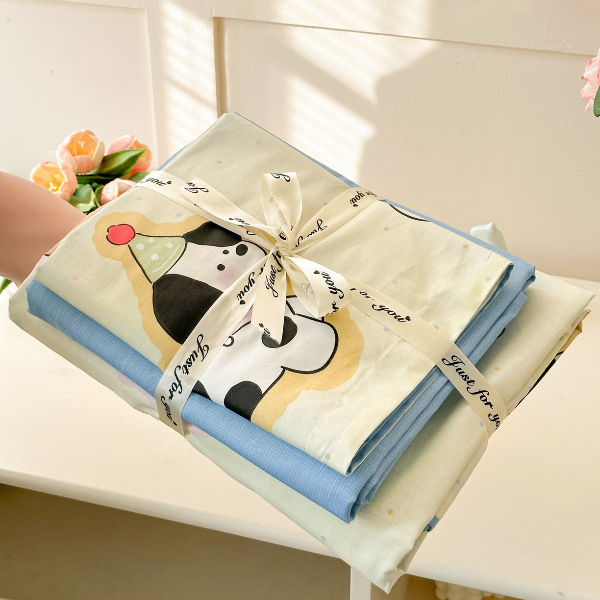 91家纺网 家纺一手货源 找家纺 春雨家居 2026新款全棉纯棉花ins减龄可爱小清新四件套 奶油羞羞狗