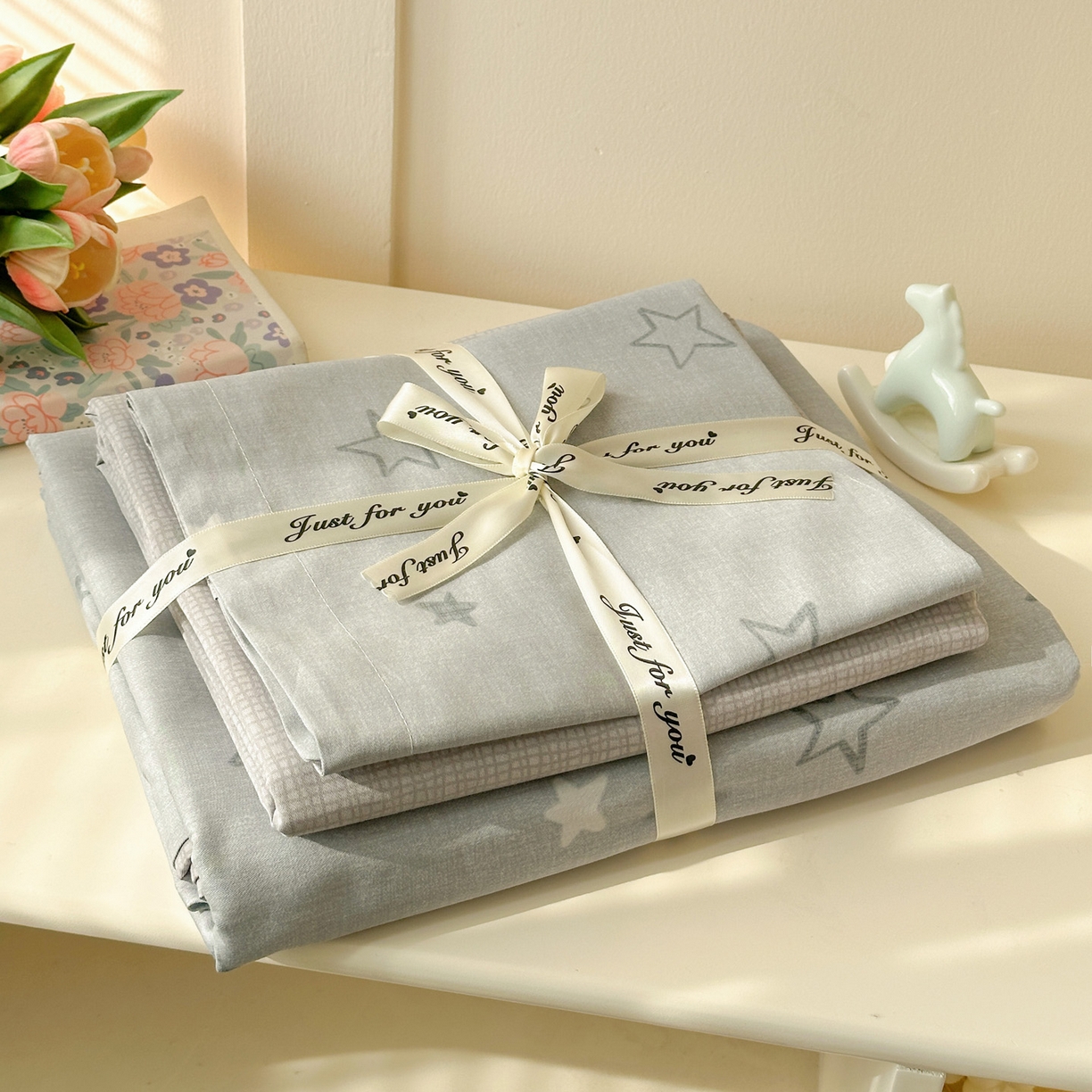 91家纺网 家纺一手货源 找家纺 春雨家居 2026新款全棉纯棉花ins减龄可爱小清新四件套 暮洛星