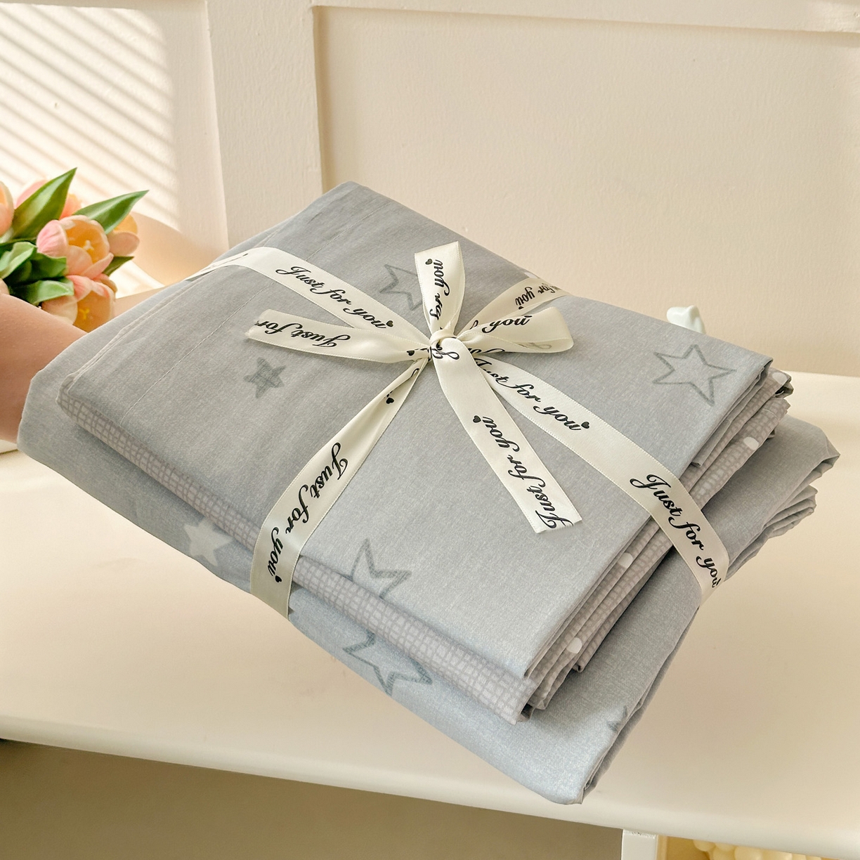 91家纺网 家纺一手货源 找家纺 春雨家居 2026新款全棉纯棉花ins减龄可爱小清新四件套 暮洛星