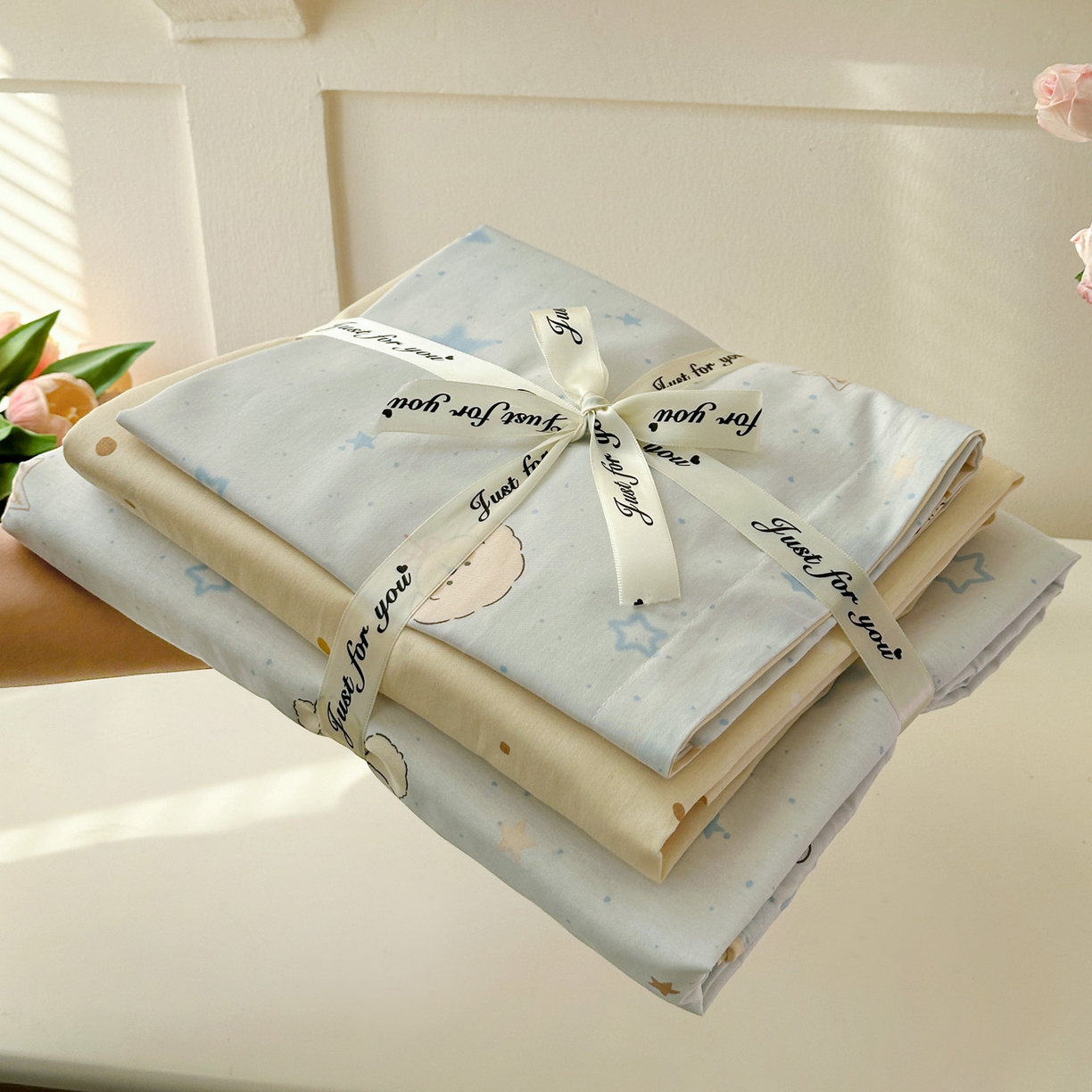 91家纺网 家纺一手货源 找家纺 春雨家居 2026新款全棉纯棉花ins减龄可爱小清新四件套 星星童话园-兰