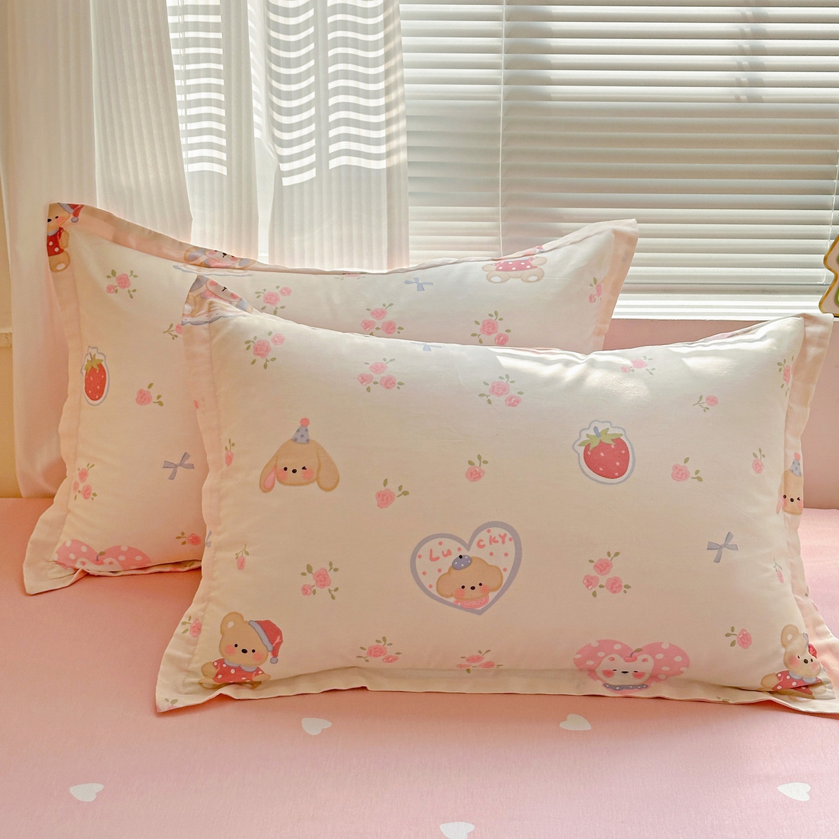 91家纺网 家纺一手货源 找家纺 春雨家居 2026新款全棉纯棉花ins减龄可爱小清新四件套 心动庄园