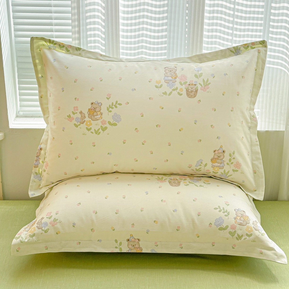 91家纺网 家纺一手货源 找家纺 春雨家居 2026新款全棉纯棉花ins减龄可爱小清新四件套 浪漫花园